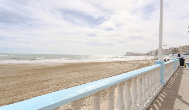 Sprzedaż - Apartament - Torrevieja - Playa de los locos