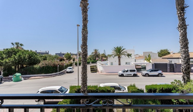 Begagnad - Radhus - Orihuela Costa - Playa Flamenca