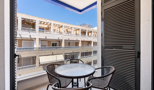 Sprzedaż - Apartament - Torrevieja - Playa del cura