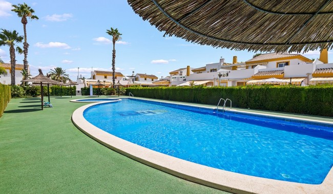 Begagnad - Vertikalt delad - Torre de la Horadada - Pueblo Latino