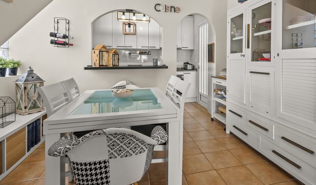 Begagnad - Vertikalt delad - Torre de la Horadada - Pueblo Latino