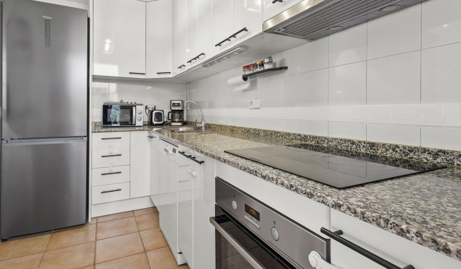 Begagnad - Vertikalt delad - Torre de la Horadada - Pueblo Latino