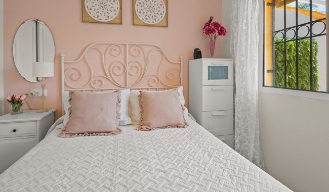 Begagnad - Vertikalt delad - Torre de la Horadada - Pueblo Latino