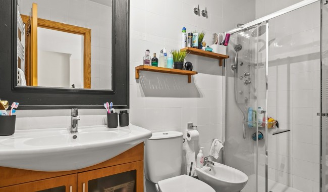 Begagnad - Vertikalt delad - Torre de la Horadada - Pueblo Latino