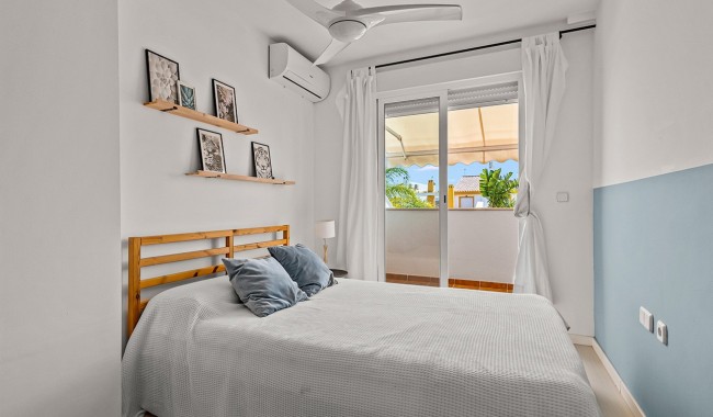 Begagnad - Vertikalt delad - Torre de la Horadada - Pueblo Latino