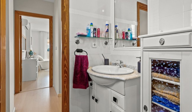 Begagnad - Vertikalt delad - Torre de la Horadada - Pueblo Latino