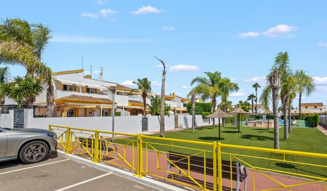 Begagnad - Vertikalt delad - Torre de la Horadada - Pueblo Latino