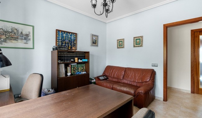 Brukt - Villa - Alicante - Rebolledo