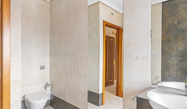 Brukt - Villa - Alicante - Rebolledo