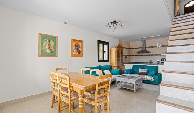 Brukt - Villa - Alicante - Rebolledo