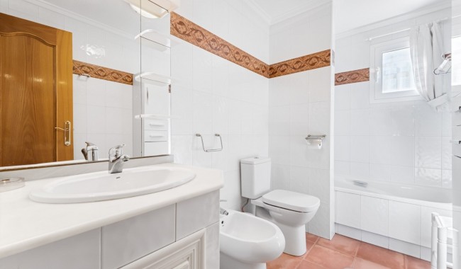 Sprzedaż - Kamienica - Gran Alacant - Monte Y Mar