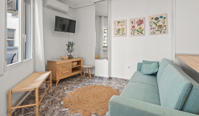 Resale - Apartment - Torrevieja - Playa del cura