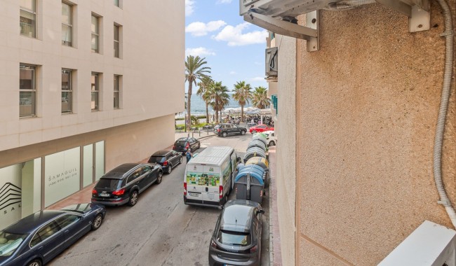 Resale - Apartment - Torrevieja - Playa del cura