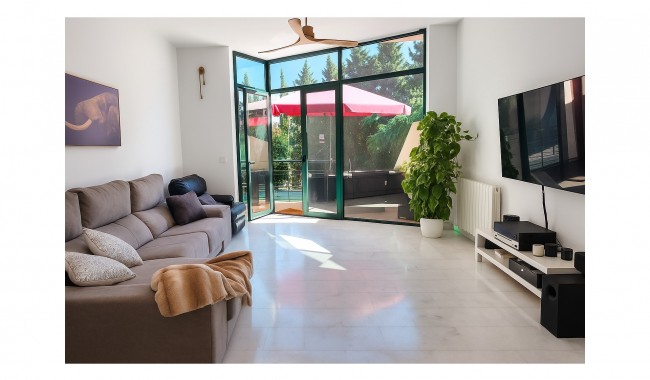 Resale - Townhouse - San Juan de Alicante - Lloixa