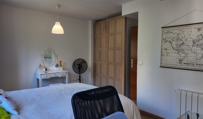 Resale - Townhouse - San Juan de Alicante - Lloixa