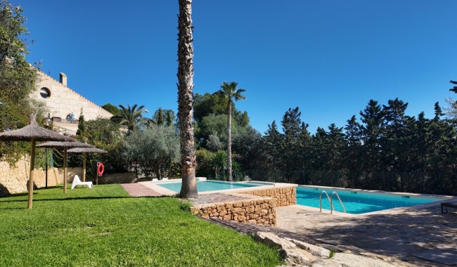 Resale - Townhouse - San Juan de Alicante - Lloixa