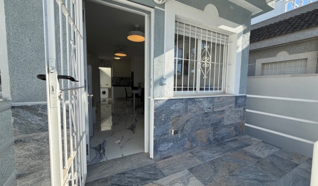 Brukt - Vertikaldelt - Torrevieja - El Chaparral