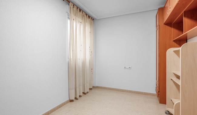 Resale - Apartment - Torrevieja