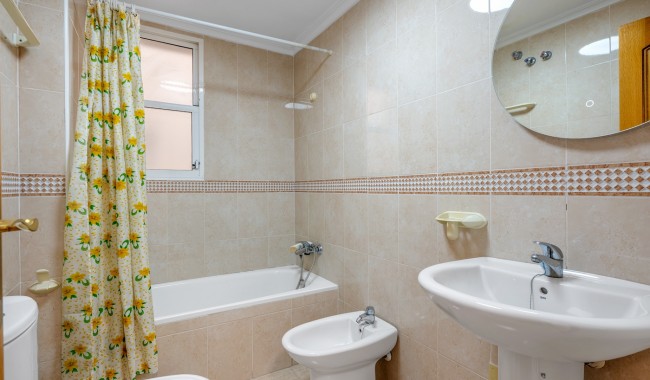 Resale - Apartment - Torrevieja
