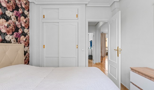 Resale - Apartment - Orihuela Costa - Cabo Roig