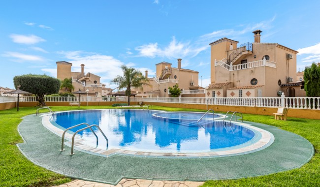 Resale - Apartment - Orihuela Costa - Cabo Roig