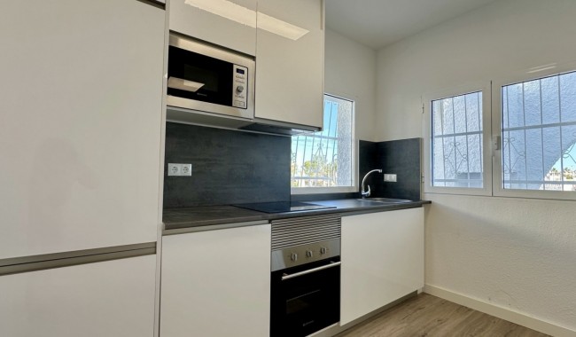 Sprzedaż - Kamienica - Orihuela costa - Las Filipinas