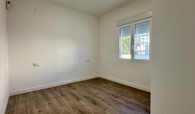 Sprzedaż - Kamienica - Orihuela costa - Las Filipinas