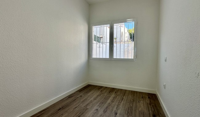 Sprzedaż - Kamienica - Orihuela costa - Las Filipinas