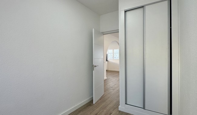 Sprzedaż - Kamienica - Orihuela costa - Las Filipinas