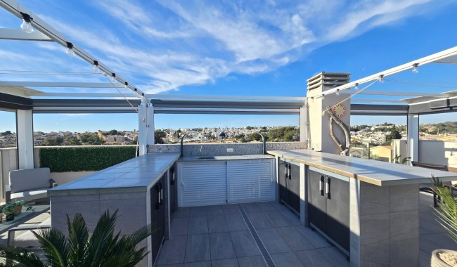 Sprzedaż - Apartament / Mieszkanie * - Orihuela costa - Villamartín *