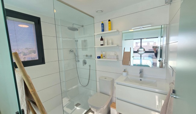 Sprzedaż - Apartament / Mieszkanie * - Orihuela costa - Villamartín *