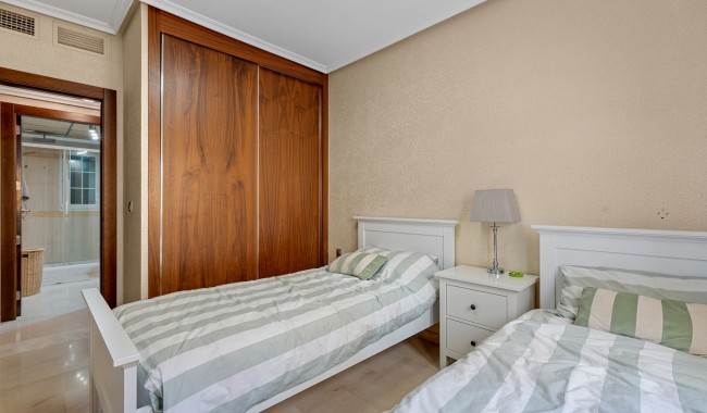 Sprzedaż - Apartament - Orihuela Costa - Cabo Roig