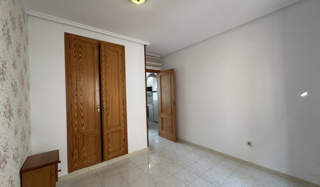 Sprzedaż - Apartament - Torrevieja - La Mata