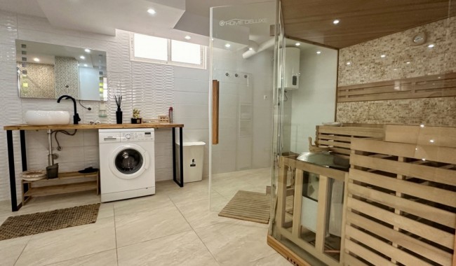 Resale - Villa - Orihuela Costa - Los Dolses