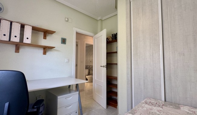 Resale - Villa - Orihuela Costa - Los Dolses