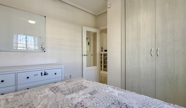 Resale - Villa - Orihuela Costa - Los Dolses