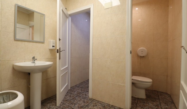 Begagnad - Affärslokaler - Formentera del Segura - Formentera - Village