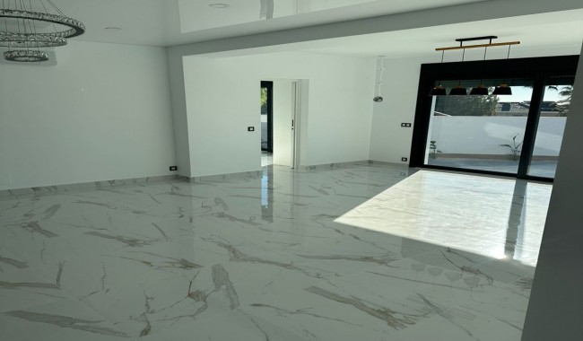 Sprzedaż - Willa - Ciudad Quesada