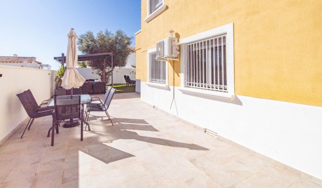 Resale - Villa - San Miguel de Salinas - Blue Lagoon - El Galan