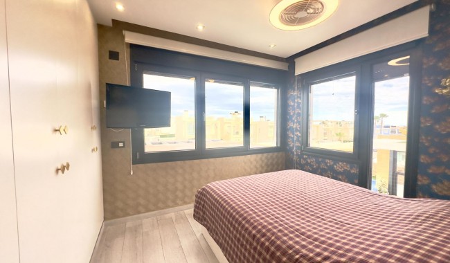 Segunda mano - Villa - Orihuela Costa - Cabo Roig