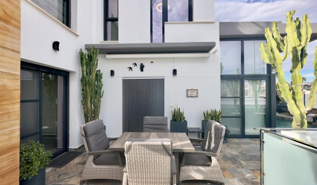 Segunda mano - Villa - Orihuela Costa - Cabo Roig