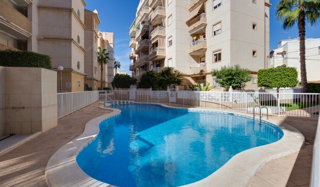 Resale - Apartment - Torrevieja - Playa Del Cura