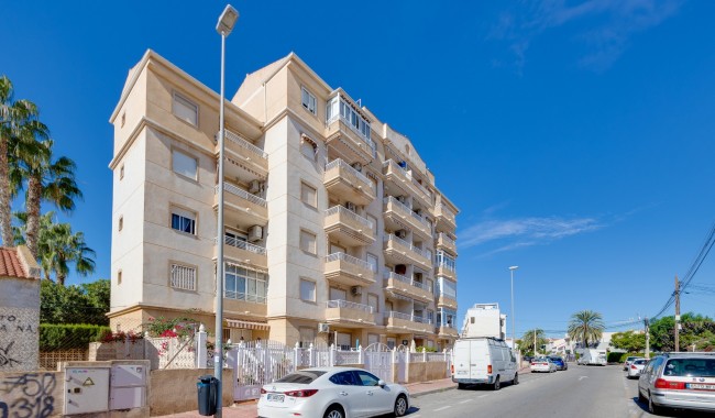 Resale - Apartment - Torrevieja - Playa Del Cura