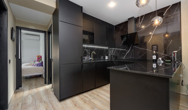 Sprzedaż - Apartament - Torrevieja - Playa De Los Locos