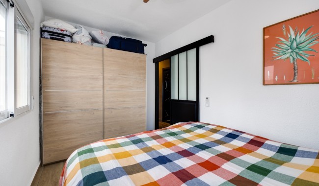 Sprzedaż - Apartament - Torrevieja - Playa De Los Locos
