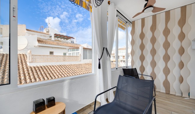Sprzedaż - Apartament - Torrevieja - Playa De Los Locos