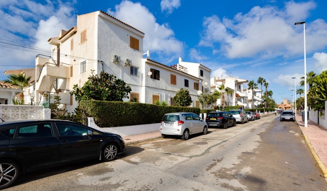 Sprzedaż - Apartament - Torrevieja - Playa De Los Locos