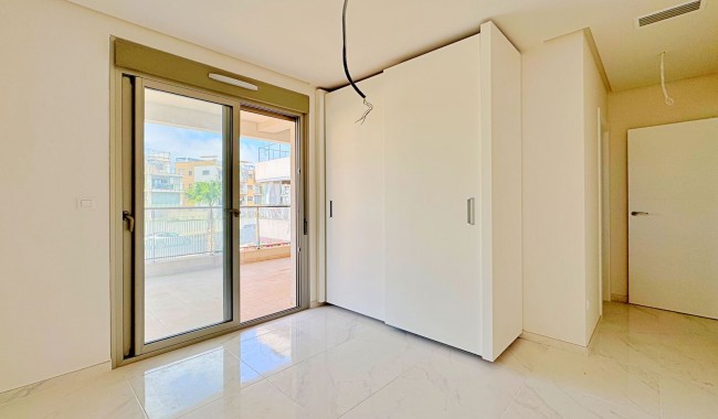 Resale - Apartment - Orihuela Costa - Villamartín