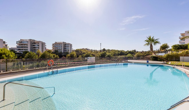 Resale - Apartment - Orihuela Costa - Villamartín