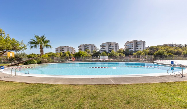 Resale - Apartment - Orihuela Costa - Villamartín